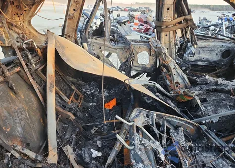 2013 BMW X5 xDrive35I z USA, uszkodzony, nr VIN 5UXZV4C50D0E00462